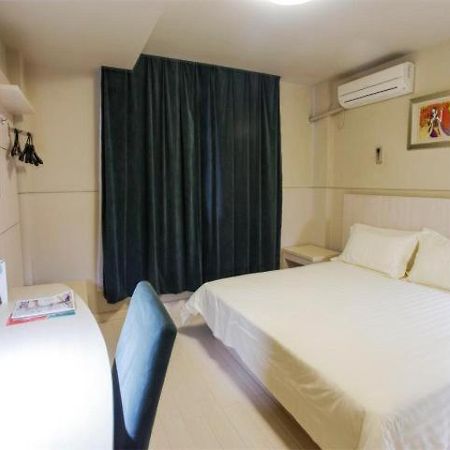 จินเจียงอินซิลิยวนอีโคโนมิคเดฟเวลลอฟเม้นโซนโฮเต็ล Hotel อู๋ซี ภายนอก รูปภาพ