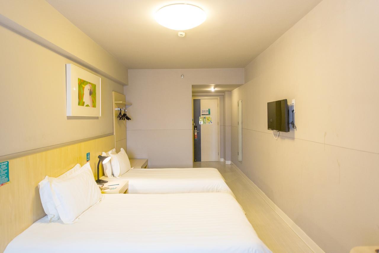 จินเจียงอินซิลิยวนอีโคโนมิคเดฟเวลลอฟเม้นโซนโฮเต็ล Hotel อู๋ซี ภายนอก รูปภาพ