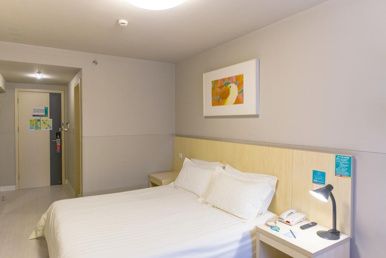 จินเจียงอินซิลิยวนอีโคโนมิคเดฟเวลลอฟเม้นโซนโฮเต็ล Hotel อู๋ซี ภายนอก รูปภาพ
